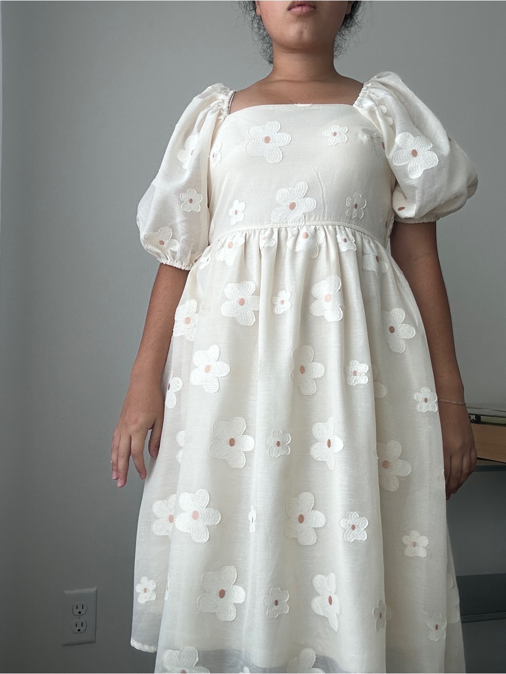 Fay Cream Embroidered Floral Puff-Sleeve Dress